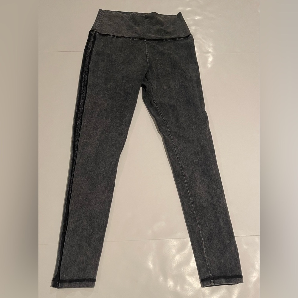 Aerie Gray Legging/ Jean look
